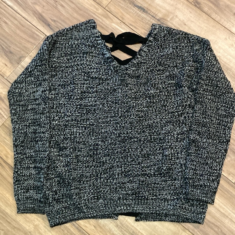 Knit Top Sweater Open Back Medium Rue21